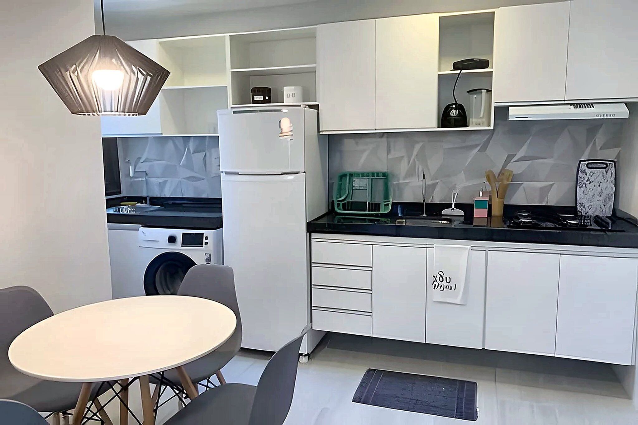 Apartamento térreo | 私人厨房 | 冰箱、微波炉、茶具/咖啡用具、厨具/餐具