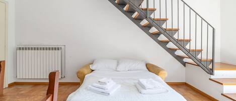1 chambre, bureau, fer et planche Ă repasser, Wi-Fi