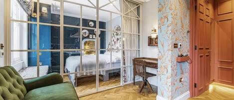 1 多间卧室、办公桌、熨斗/熨衣板、免费 WiFi