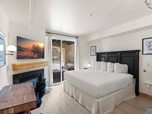 2 habitaciones, escritorio, tabla de planchar con plancha y wifi gratis