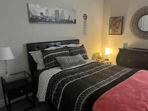 2 chambres, fer et planche Ă repasser, Wi-Fi, draps fournis