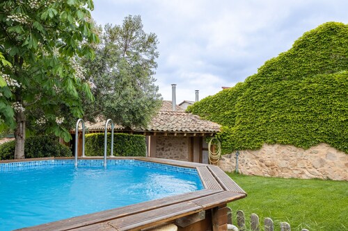 Holiday Home 'La Casona Y Casitas De Tabladillo' with Private Pool, Private Terrace and Garden