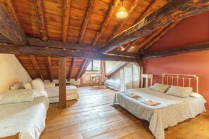 9 soveværelser, strygejern/strygebræt, sengetøj