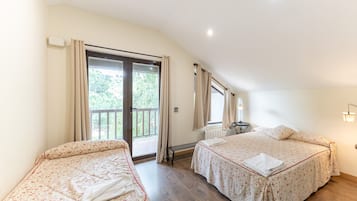 5 Schlafzimmer, Bügeleisen/Bügelbrett, Bettwäsche