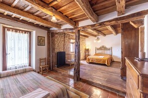 7 室のベッドルーム、アイロン / アイロン台、ベッドシーツ