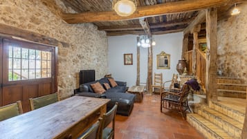 TV, DVD player, stereo