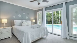 4 bedrooms, iron/ironing board, free WiFi, bed sheets - Family Home in Forest Beach: Pool&Spa, BBQ, Games, Walk to Beach (Hilton Head Island)