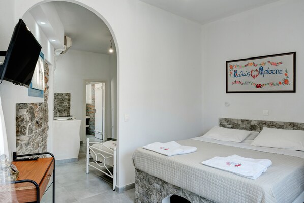 2 habitaciones, tabla de planchar con plancha y wifi gratis 