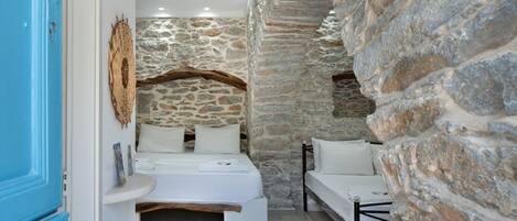 1 chambre, fer et planche Ă repasser, Wi-Fi gratuit, draps fournis