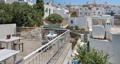 Studio Apartment 'Politimi N7' with Mountain View, Wi-Fi and Air Conditioning