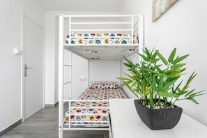 3 Schlafzimmer, Bügeleisen/Bügelbrett, kostenloses WLAN, Bettwäsche