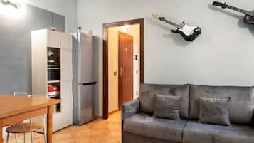 Télévision, table de tennis de table