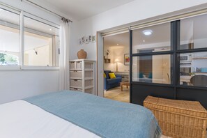 1 bedroom, free WiFi, bed sheets