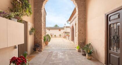 Apartment 'Casa Cala' with Mountain View, Shared Pool and Shared Garden