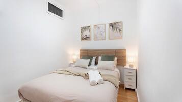 1 bedroom, iron/ironing board, free WiFi, bed sheets