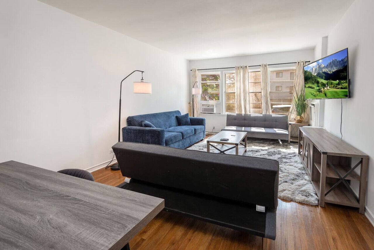 Stylish Apt. - Ultimate LA Experience w/ Hot Tub