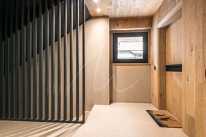 Interior - Montardo (Artíes)