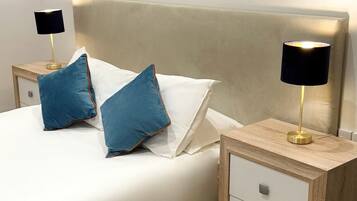 2 habitaciones, tabla de planchar con plancha, cuna de viaje y wifi