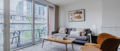 Télévision, chaîne hi-fi