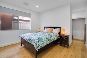 3 bedrooms, WiFi, bed sheets