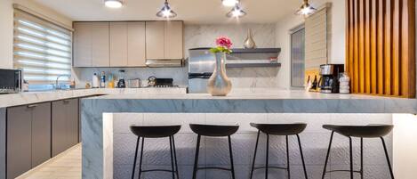 Fridge, microwave, oven, stovetop