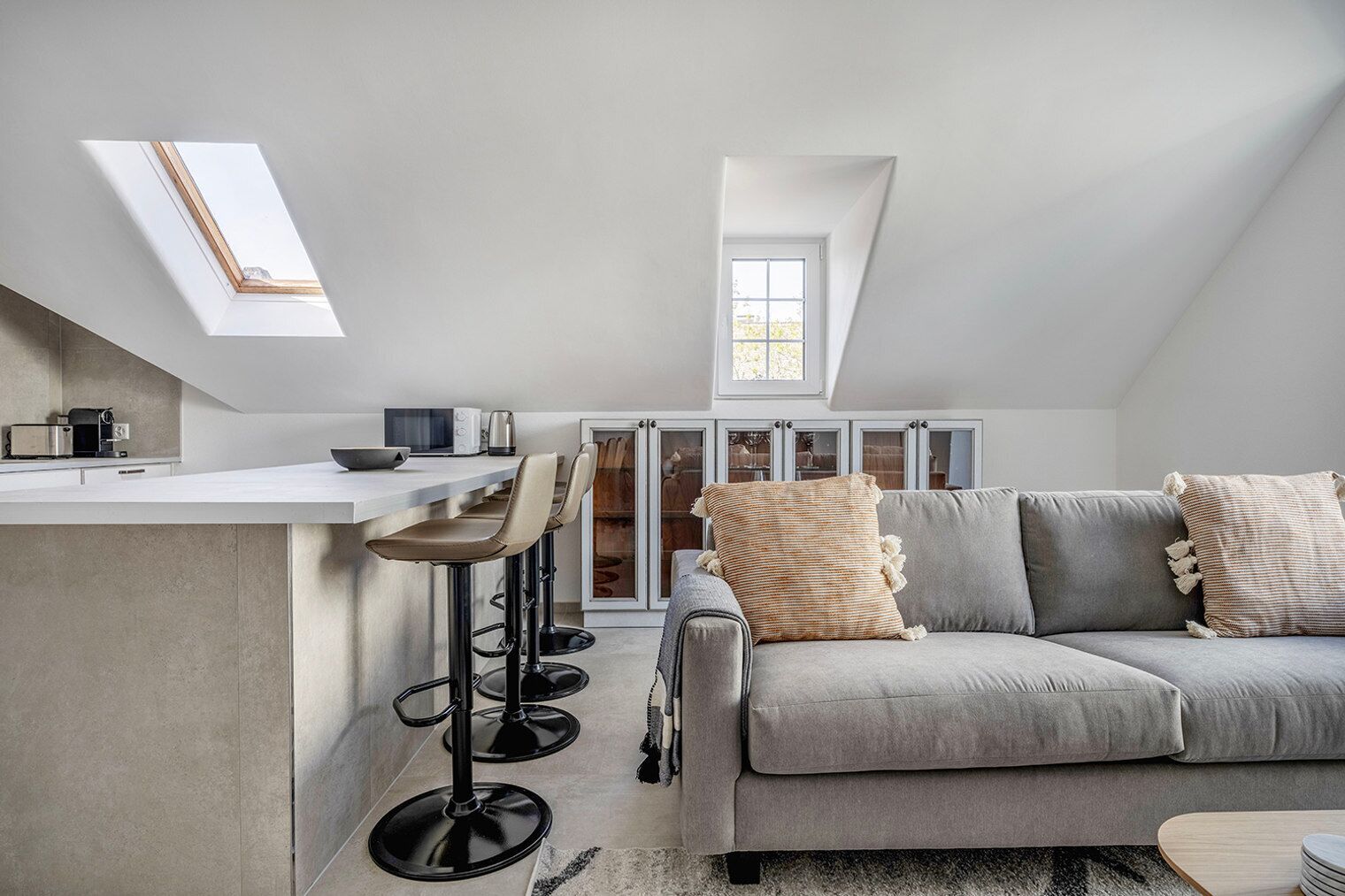 Télévision, chaîne hi-fi