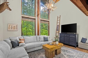 TV, fireplace, DVD player, offices