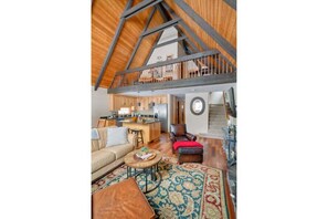 TV, fireplace, DVD player, offices