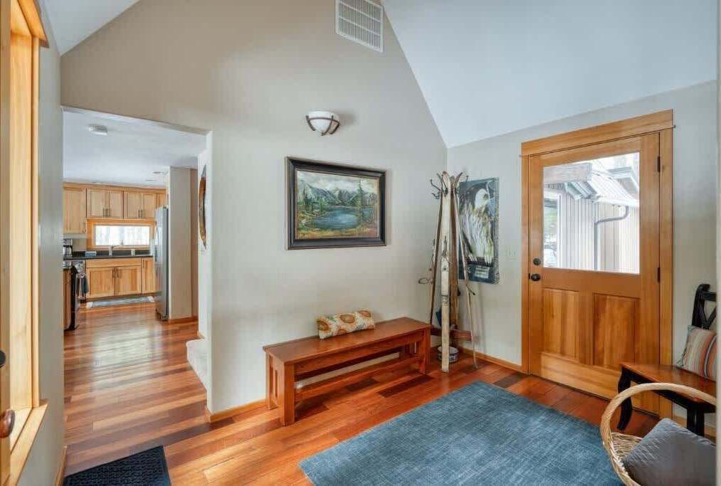 المنشأة من الداخل