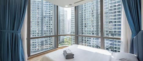 Luxury Apartment, 3 Bedrooms, City View | 2 bedrooms, Frette Italian sheets, premium bedding, down comforters