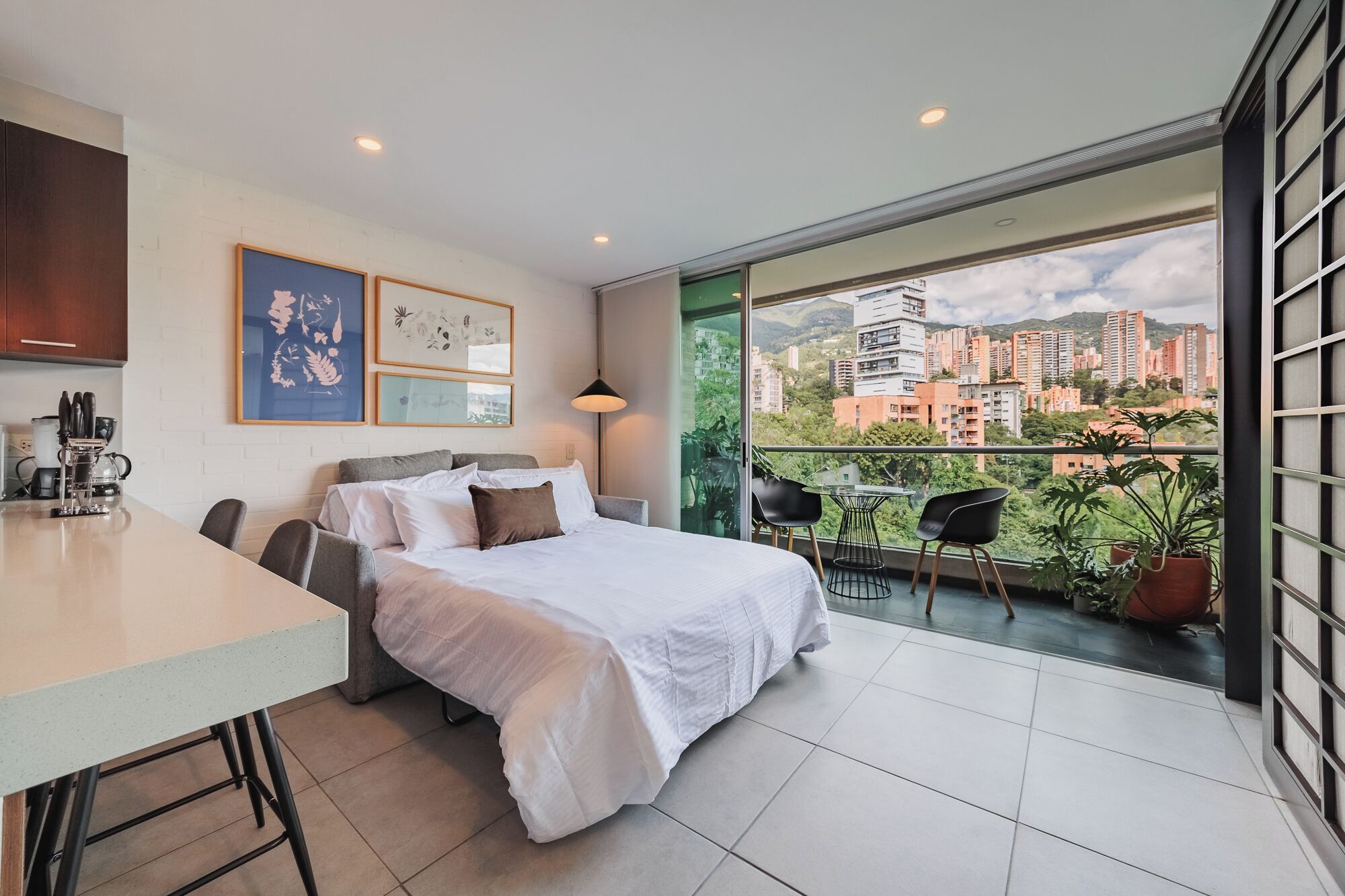 1 bedroom, in-room safe, iron/ironing board, internet