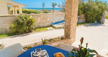 Villa Milon Near The Sea, Lecce, Italy