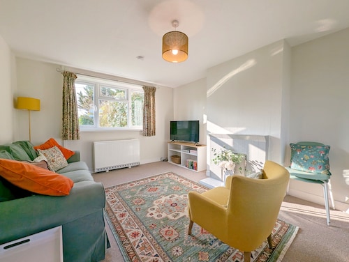Southwood Farm Cottage -  a cottage that sleeps 4 guests  in 2 bedrooms