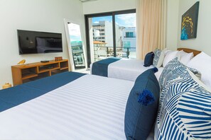 2 bedrooms, iron/ironing board, WiFi, bed sheets - Ocean View 2 Blocks Away, Playa del Carmen (playa del carmen)