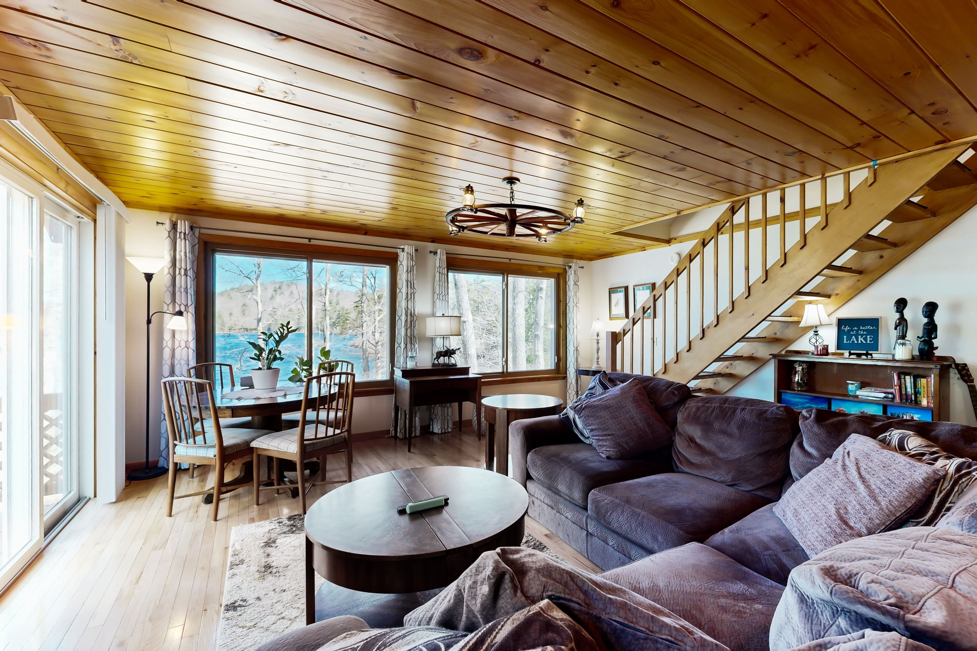 Waterside retreat with streaming, grill, open layout, full kitchen, & W/D