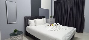 Blackout curtains, iron/ironing board, free WiFi, bed sheets - Ipoh Garden East Homestay by Grab A Stay (Ipoh)