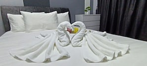 Classic House | Blackout drapes, iron/ironing board, free WiFi, bed sheets
