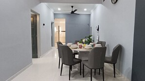 บ้านพักคลาสสิก | ห้องรับประทานอาหาร