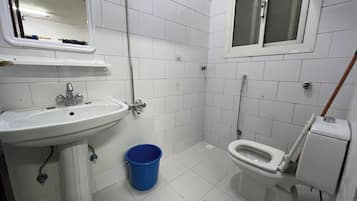 Family Room | Bathroom