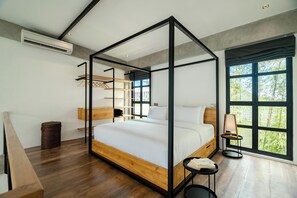Desk, laptop workspace, iron/ironing board, free WiFi - Berawa Lofts 2 Managed by CPM Bali (Canggu)