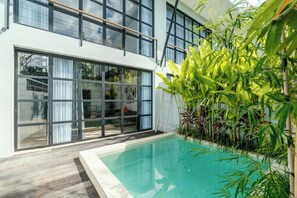 Deluxe Loft, 1 Bedroom, Private Pool | View from room