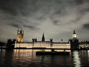 Point of interest - Charming 3bd 3br spacious maisonette in Kensington Design Museum  (London)