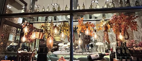 酒吧(店内)