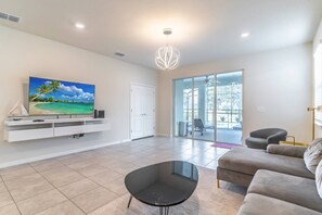 7 bedrooms, individually decorated, individually furnished