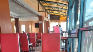 Restaurant - Deka Hotel (Nairobi)