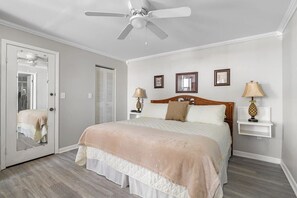 1 多间卧室、熨斗/熨衣板、WiFi、床单