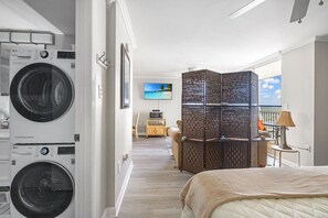 1 室のベッドルーム、アイロン / アイロン台、WiFi、ベッドシーツ