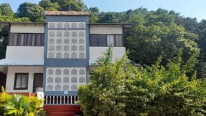 Family Duplex, Mountain View | Meja, ruang kerja komputer riba, Wi-fi percuma 