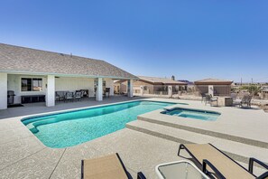 Pool - Saltwater Pool & Patios: Lake Havasu City Home! (Lake Havasu City)
