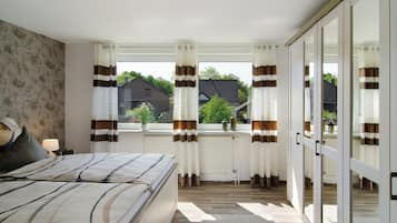 1 bedroom, iron/ironing board, free WiFi, bed sheets